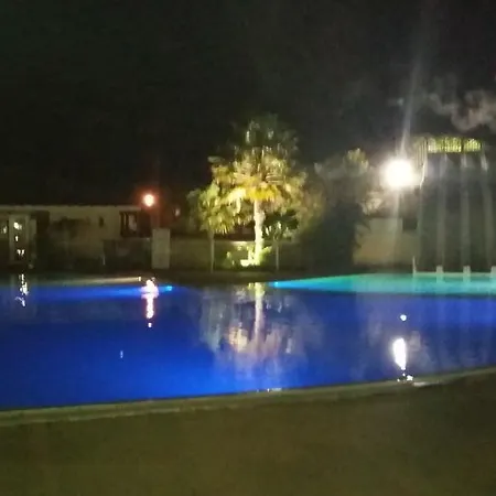홀리데이파크 Les Pierres Couchees Saint-Brevin-les-Pins