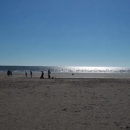 Les Pierres Couchees
