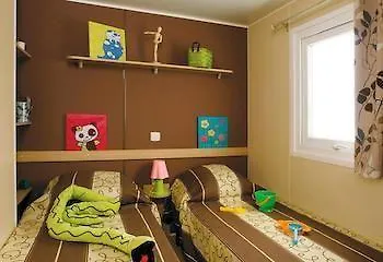 منتزه العطل Les Pierres Couchees سانت-بريفين-لي-بان